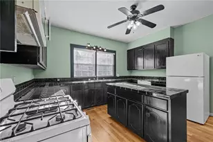 307 Austin St, Mebane, NC 27302 - Photo 24