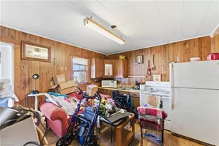 611 Riverside Dr, Eden, NC 27288 - Photo 24