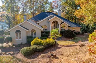 316 Lake Point Ln, Belews Creek, NC 27009 - Photo 2
