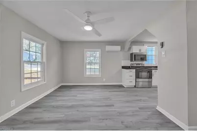 1125 Wilmington Avenue, Statesville, NC 28677 - Photo 8