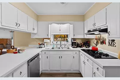 1613 Westridge Road, Greensboro, NC 27410 - Photo 12