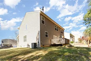 1106 Red Crest Ln, Durham, NC 27704 - Photo 2