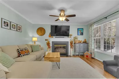 1322 Sherwood Drive, Reidsville, NC 27320 - Photo 2