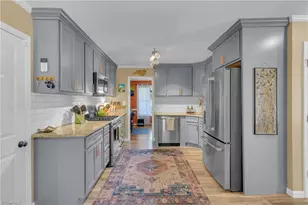 1322 Sherwood Dr, Reidsville, NC 27320 - Photo 2