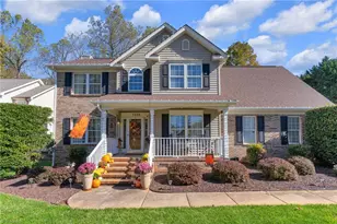 1322 Sherwood Dr, Reidsville, NC 27320 - Photo 1