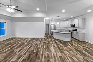 2908 Moser Ln, Burlington, NC 27215 - Photo 6