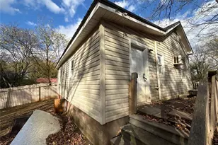 113 Pond St, Lexington, NC 27292 - Photo 4