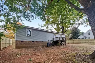 1806 Glenside Dr, Greensboro, NC 27405 - Photo 20