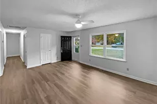 1806 Glenside Dr, Greensboro, NC 27405 - Photo 14