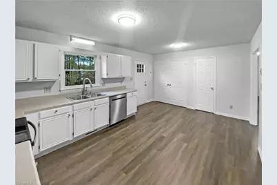 1806 Glenside Drive, Greensboro, NC 27405 - Photo 16