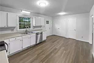 1806 Glenside Dr, Greensboro, NC 27405 - Photo 16