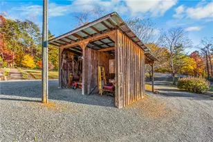 9011 Mibeck Rd, Belews Creek, NC 27009 - Photo 38