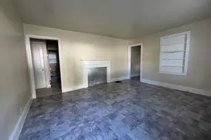 2721 Ivy Ave, Winston-Salem, NC 27105 - Photo 2