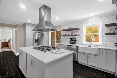 1014 Shamrock Court, High Point, NC 27265 - Photo 10