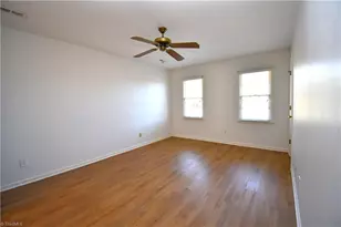 422 Wildwood Ln, Graham, NC 27253 - Photo 12