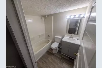 215 N Logan Street, Burlington, NC 27217 - Photo 32