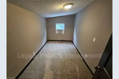 215 N Logan Street, Burlington, NC 27217 - Photo 26