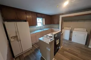 215 N Logan St, Burlington, NC 27217 - Photo 30