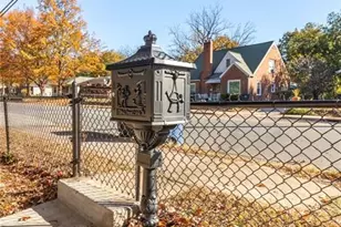 1426 Thurmond St, Winston-Salem, NC 27105 - Photo 4