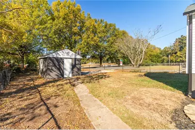 1426 Thurmond Street, Winston-Salem, NC 27105 - Photo 36