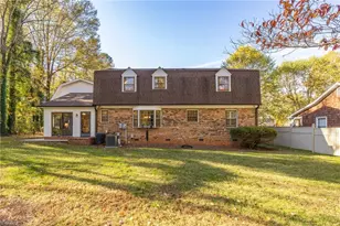 1006 Condor Dr, Greensboro, NC 27410 - Photo 36