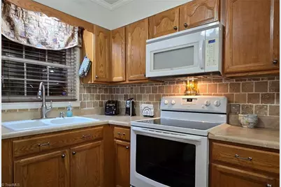 206 Bessemer Court, King, NC 27021 - Photo 14