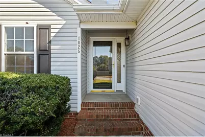 1025 Somerset Crossing Lane, Kernersville, NC 27284 - Photo 4