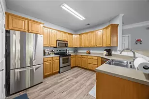 100 Lennox Dr, Jamestown, NC 27282 - Photo 10