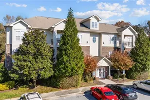 100 Lennox Dr, Jamestown, NC 27282 - Photo 2