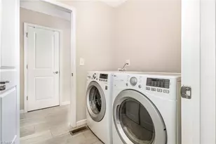 512 Spring Flower Ct, Cary, NC 27511 - Photo 26