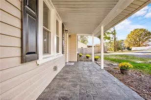 434 E Salisbury St, Denton, NC 27239 - Photo 6