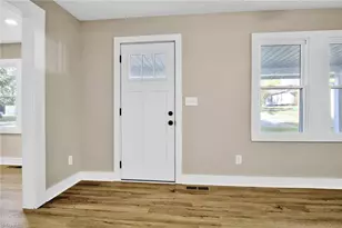 434 E Salisbury St, Denton, NC 27239 - Photo 8