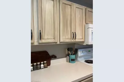 4107 McConnell Drive, Kernersville, NC 27284 - Photo 10