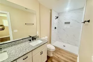 5010 N Cherry St, Winston-Salem, NC 27101 - Photo 16