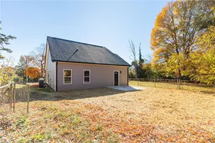 2002 Kersey St, Greensboro, NC 27406 - Photo 28