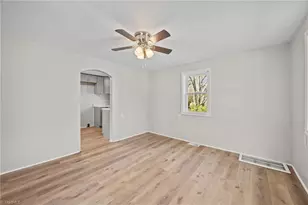 124 Rocky Ln, Mount Airy, NC 27030 - Photo 4