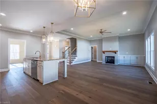 109 Glen Brooke Ln, King, NC 27021 - Photo 10