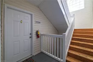 2201 Lambeth Farm Ln, Kernersville, NC 27284 - Photo 4