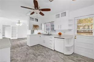 702 Hampton St, Eden, NC 27288 - Photo 12