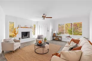 702 Hampton St, Eden, NC 27288 - Photo 14