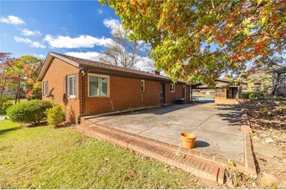702 Hampton Street, Eden, NC 27288 - Photo 32