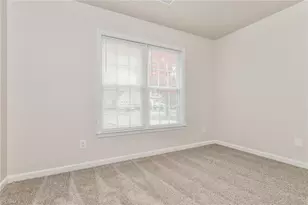 4123 Bluestem Dr, Greensboro, NC 27405 - Photo 12