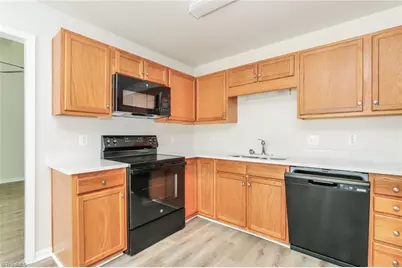 4123 Bluestem Drive, Greensboro, NC 27405 - Photo 8