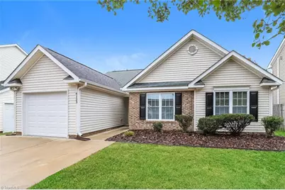 4123 Bluestem Drive, Greensboro, NC 27405 - Photo 2