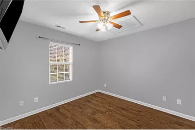 135 Pineywood Street, Thomasville, NC 27360 - Photo 16