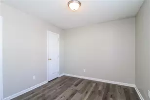 490 Mae Stone Dr, Kernersville, NC 27284 - Photo 10