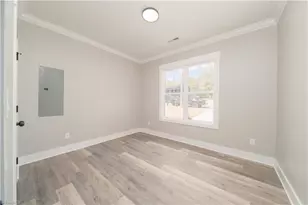 911 Franklin St, Thomasville, NC 27360 - Photo 16