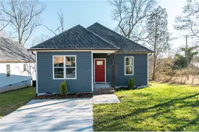 911 Franklin Street, Thomasville, NC 27360 - Photo 2