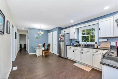 823 Queens Street NW, Lenoir, NC 28645 - Photo 18