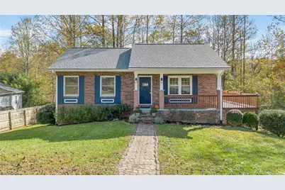 823 Queens Street NW, Lenoir, NC 28645 - Photo 2